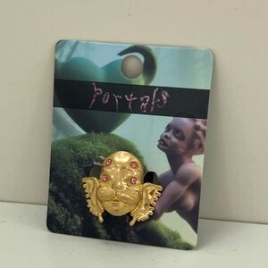 Melanie Martinez PORTALS single ring